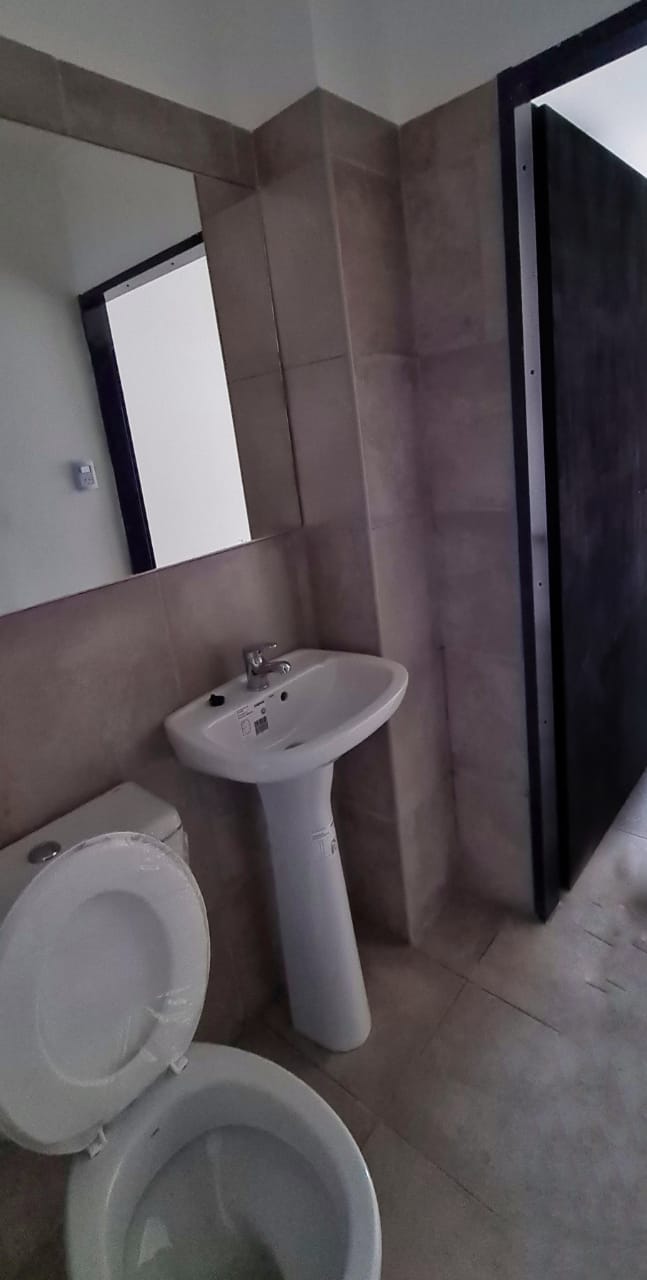 Imagen de la propiedad Local comercial zona puerto de Paran谩