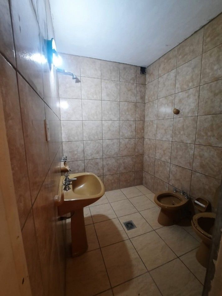 Imagen de la propiedad VENTA - PH 4 AMBIENTES - ZONA RAMIREZ Y 25 DE MAYO