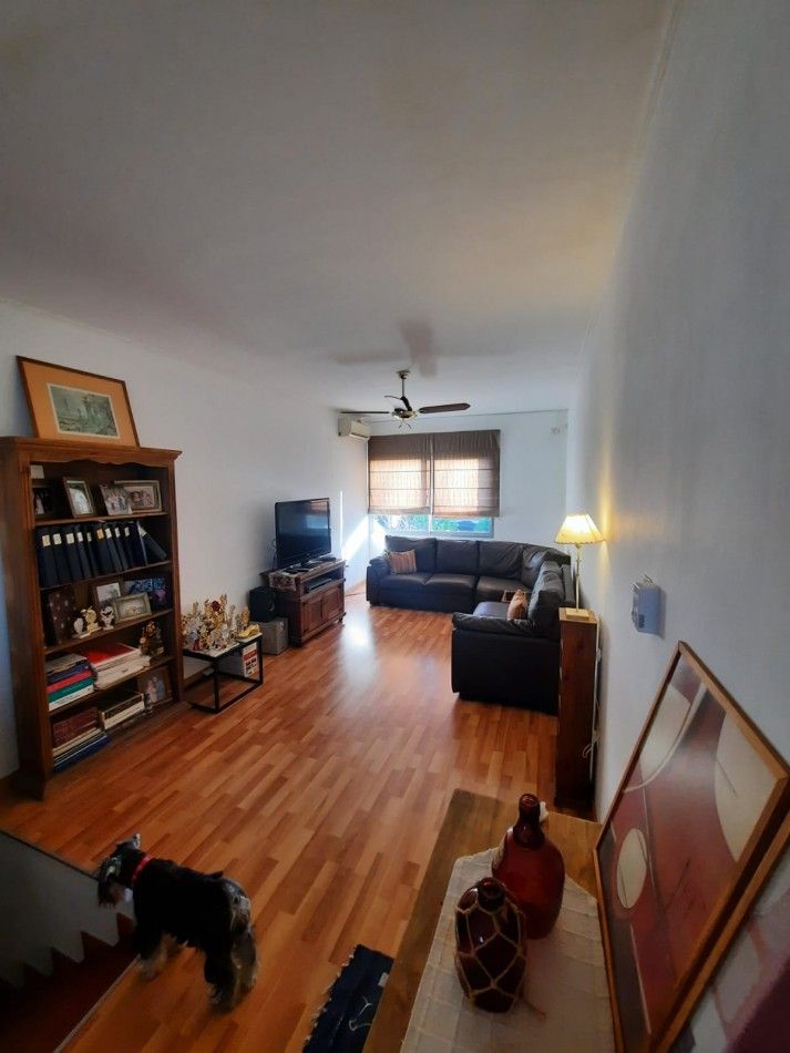 Imagen de la propiedad VENTA  CASA BARRIO PARACAO