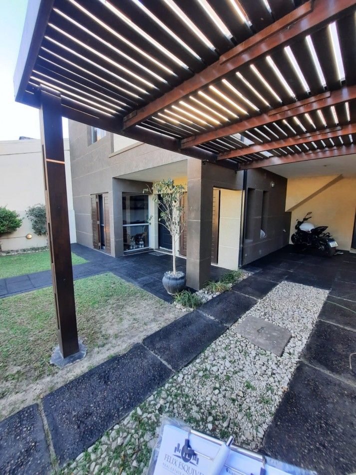 Imagen de la propiedad VENTA  CASA BARRIO PARACAO