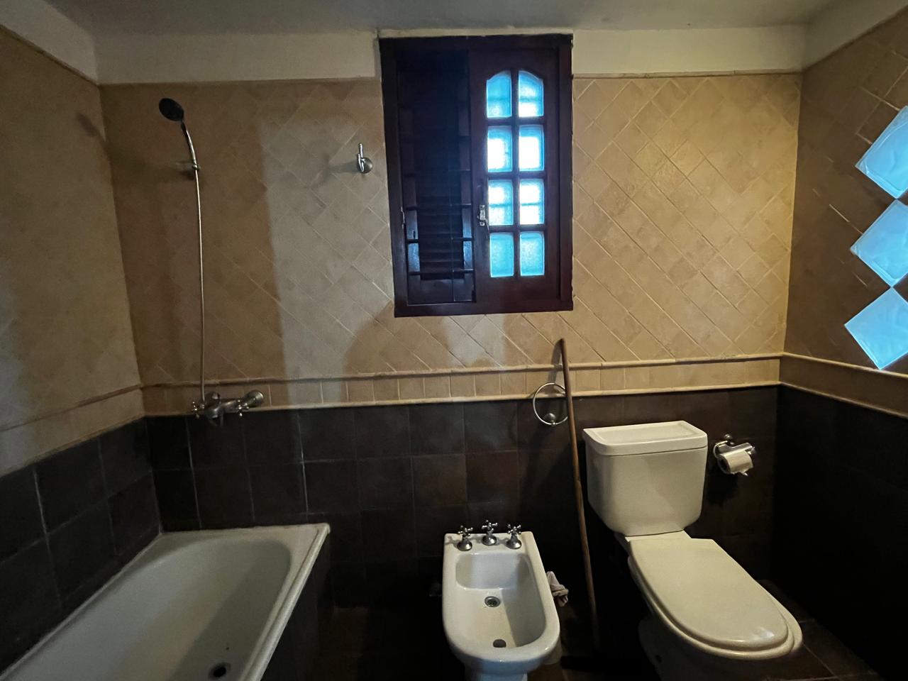 Imagen de la propiedad VENTA DE PROPIEDAD - BARRIO ATRA, PARANÁ (APTA CREDITO)