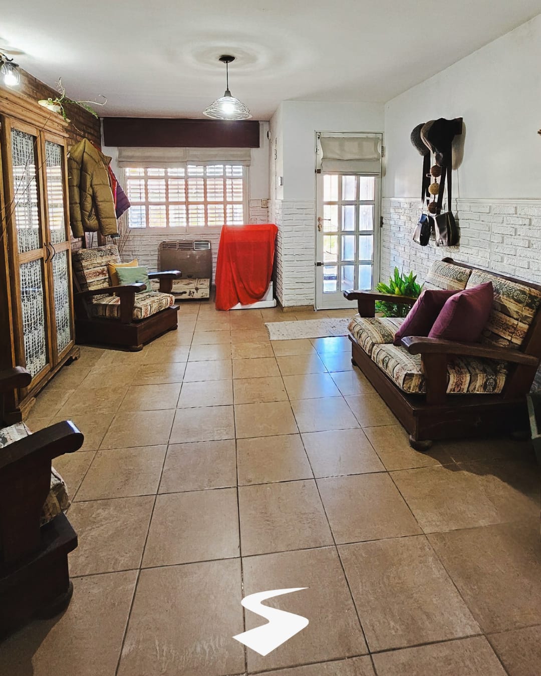 Imagen de la propiedad CASA EN VENTA (APTA CREDITO)