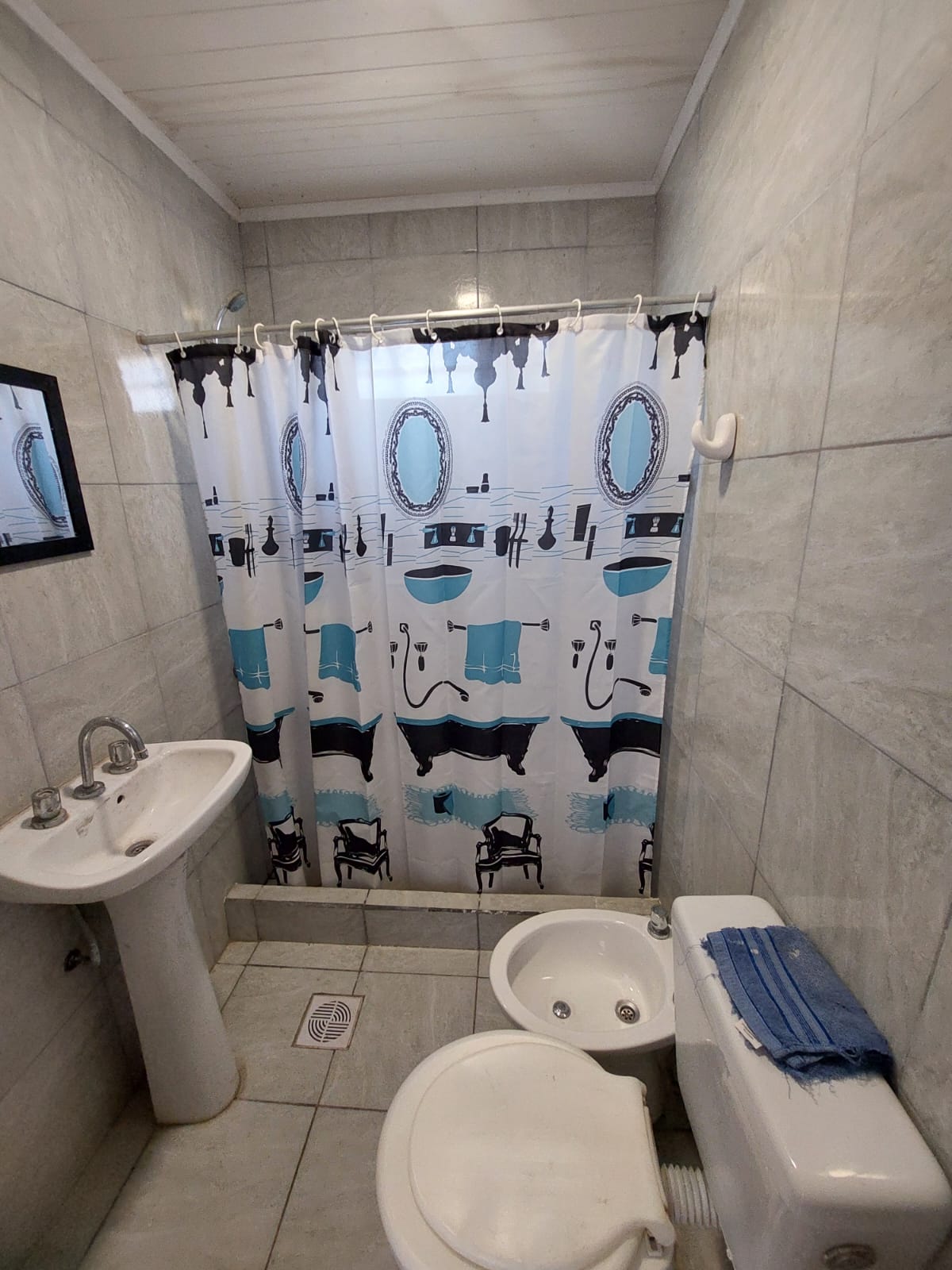 Imagen de la propiedad CASAS QUINTA EN VENTA "TRES CASAS INCORPORADAS" 