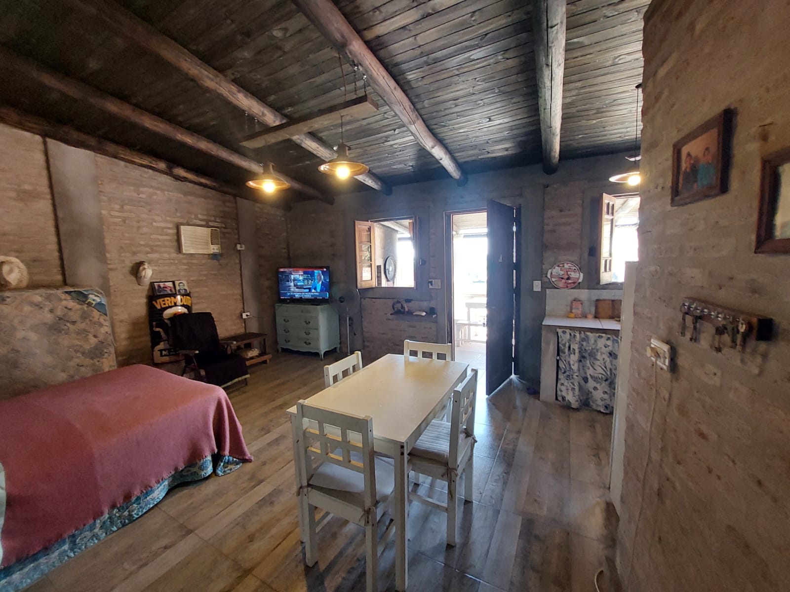 Imagen de la propiedad CASAS QUINTA EN VENTA "TRES CASAS INCORPORADAS" 