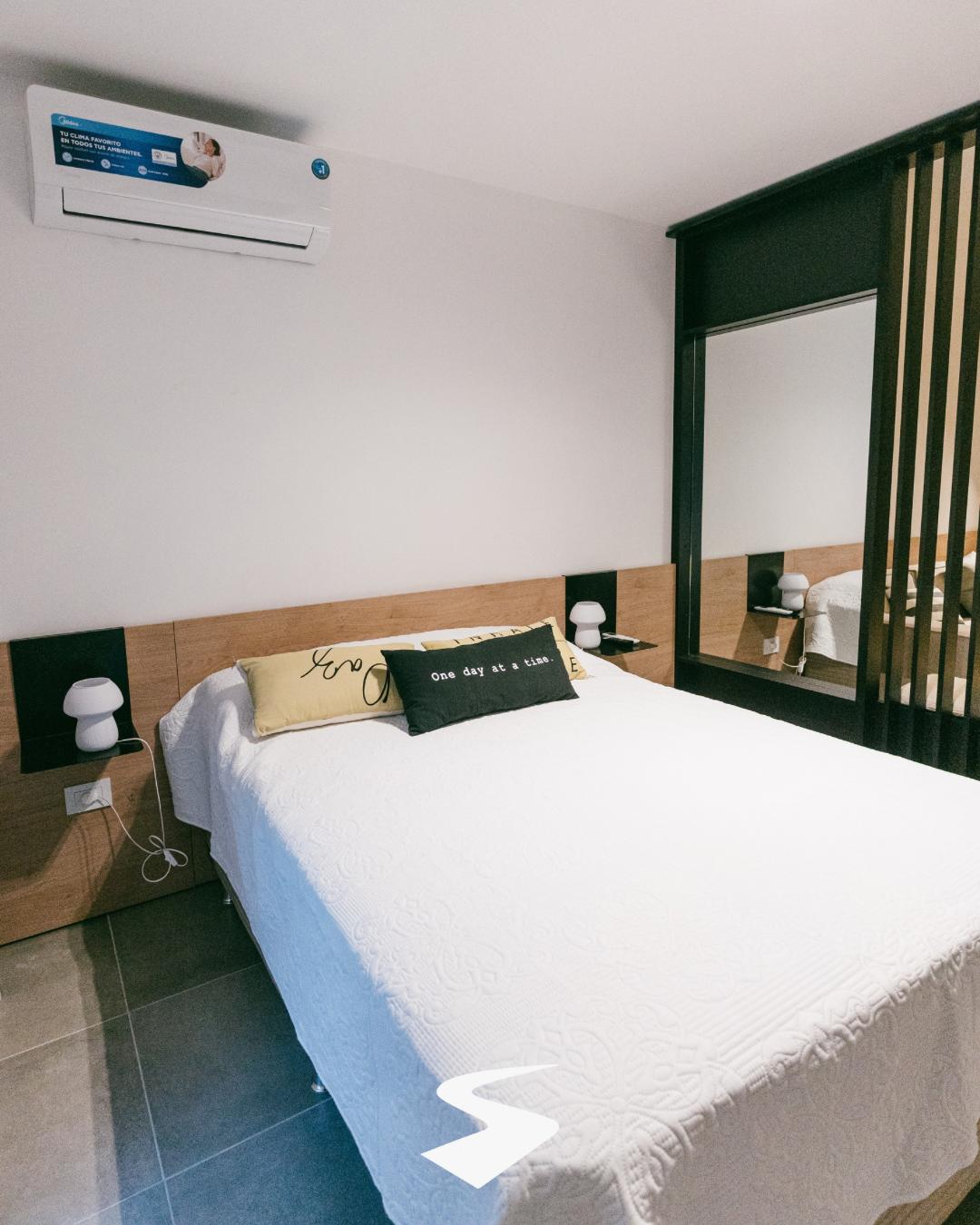 Imagen de la propiedad MONOAMBIENTE AMOBLADO EN VENTA IDEAL PARA INVERSION!