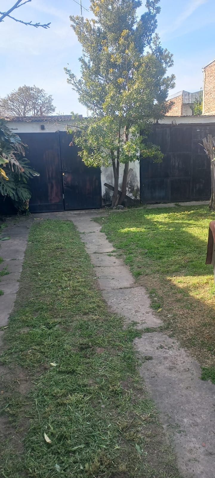 Imagen de la propiedad CASA EN VENTA A REFACCIONAR