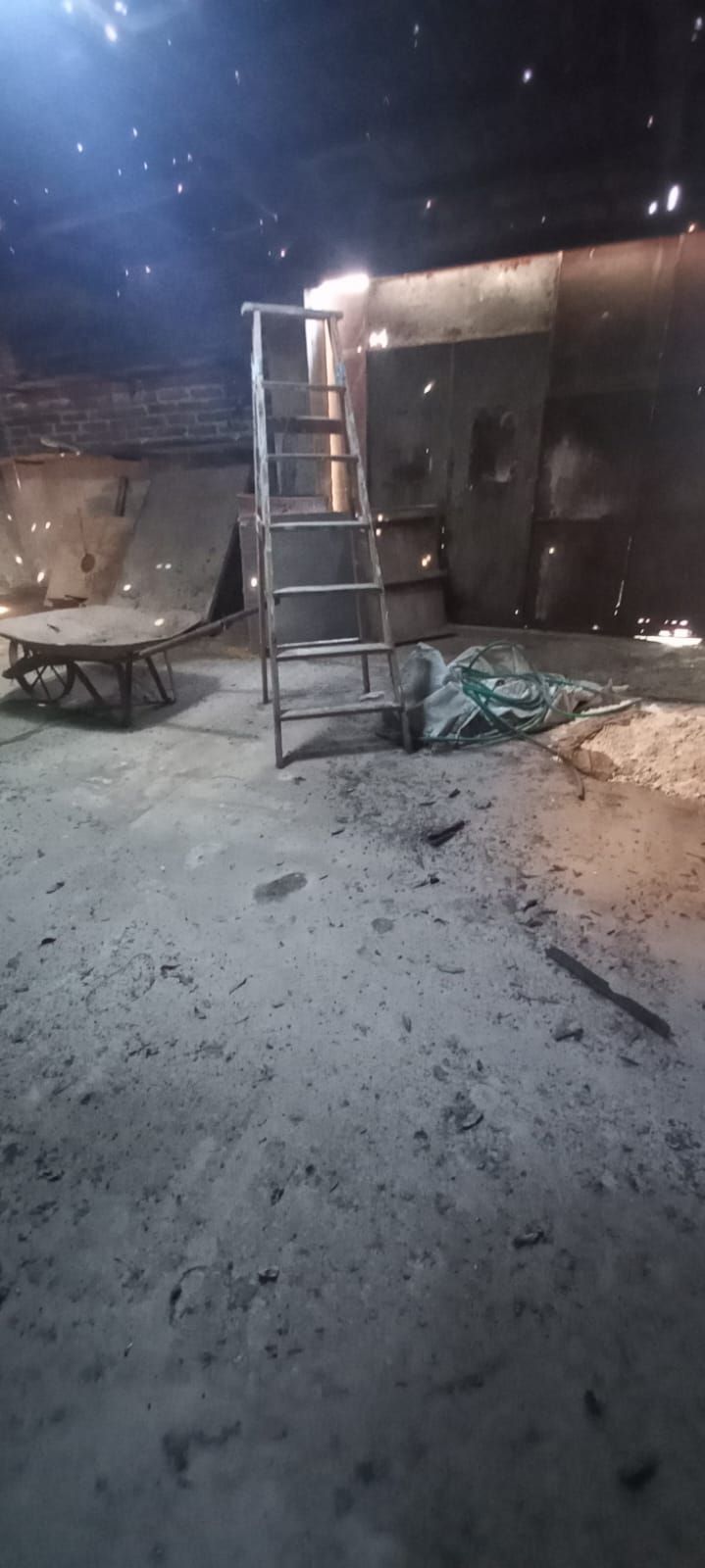 Imagen de la propiedad CASA EN VENTA A REFACCIONAR