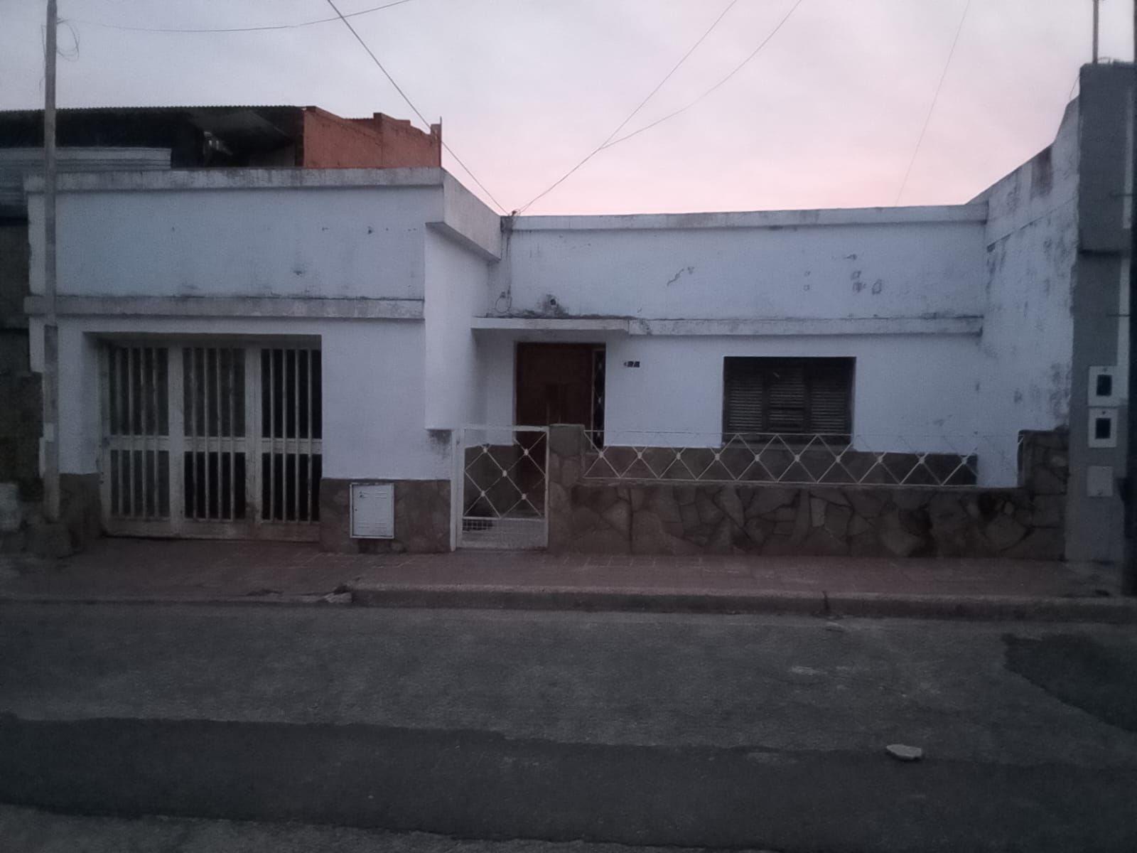 Imagen de la propiedad CASA EN VENTA (PLAYA THOMPSON)