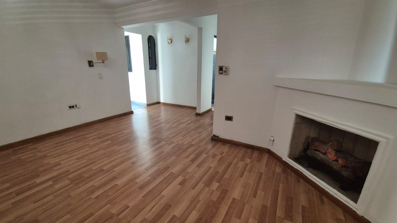 Imagen de la propiedad CASA CENTRICA DOS PLANTAS EN VENTA 