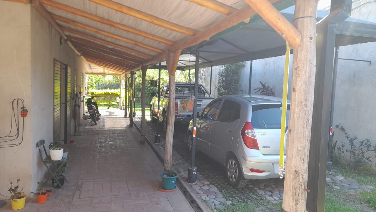 Imagen de la propiedad CASA DE DOS PLANTAS EN VENTA 