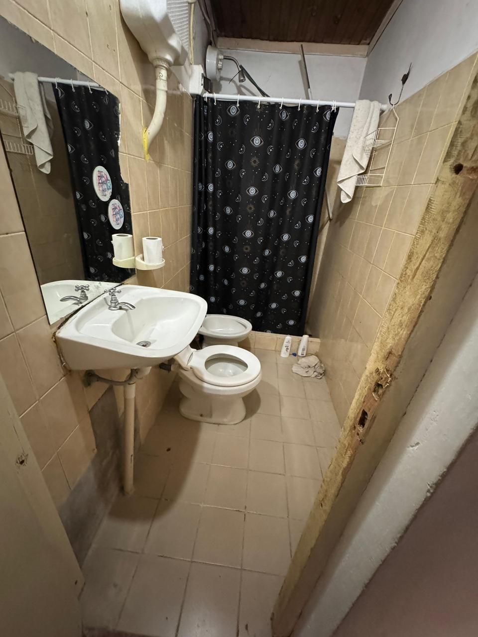 Imagen de la propiedad CASA + DEPARTAMENTO CON PILETA EN VENTA