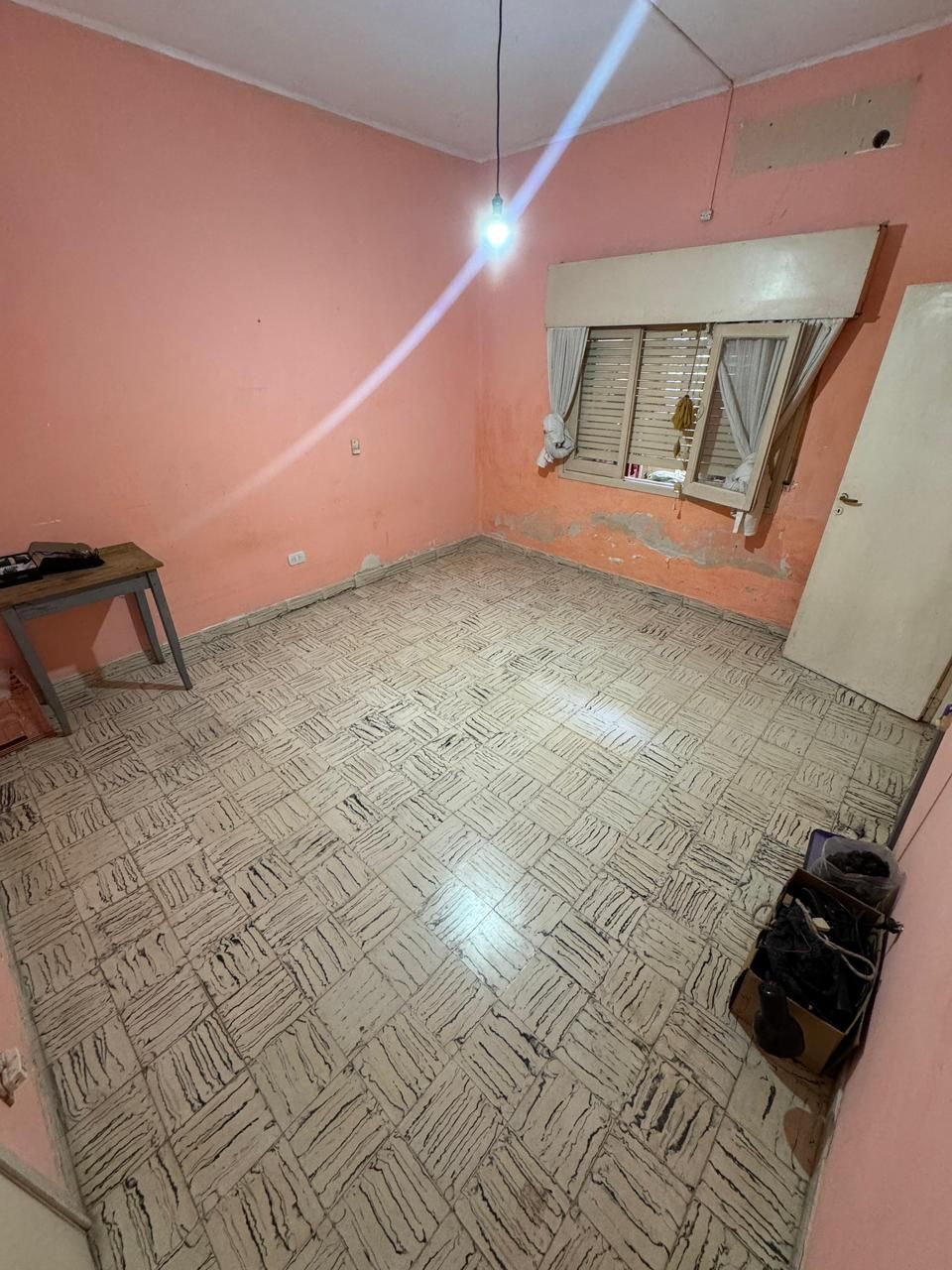 Imagen de la propiedad CASA + DEPARTAMENTO CON PILETA EN VENTA