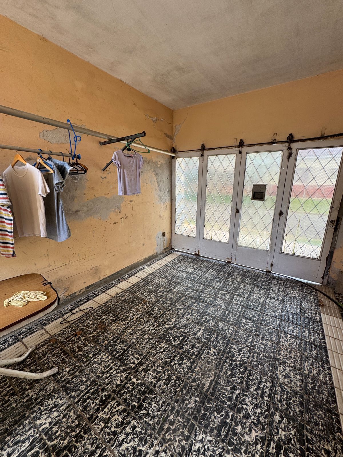 Imagen de la propiedad CASA + DEPARTAMENTO CON PILETA EN VENTA