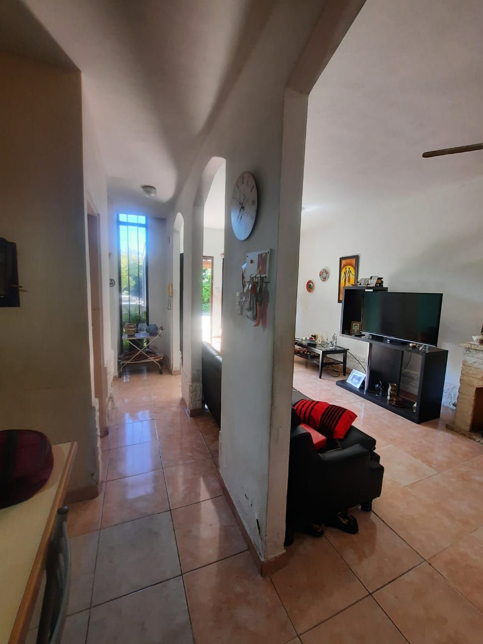 Imagen de la propiedad CASA DE DOS PLANTAS A LA VENTA (APTO CREDITO)