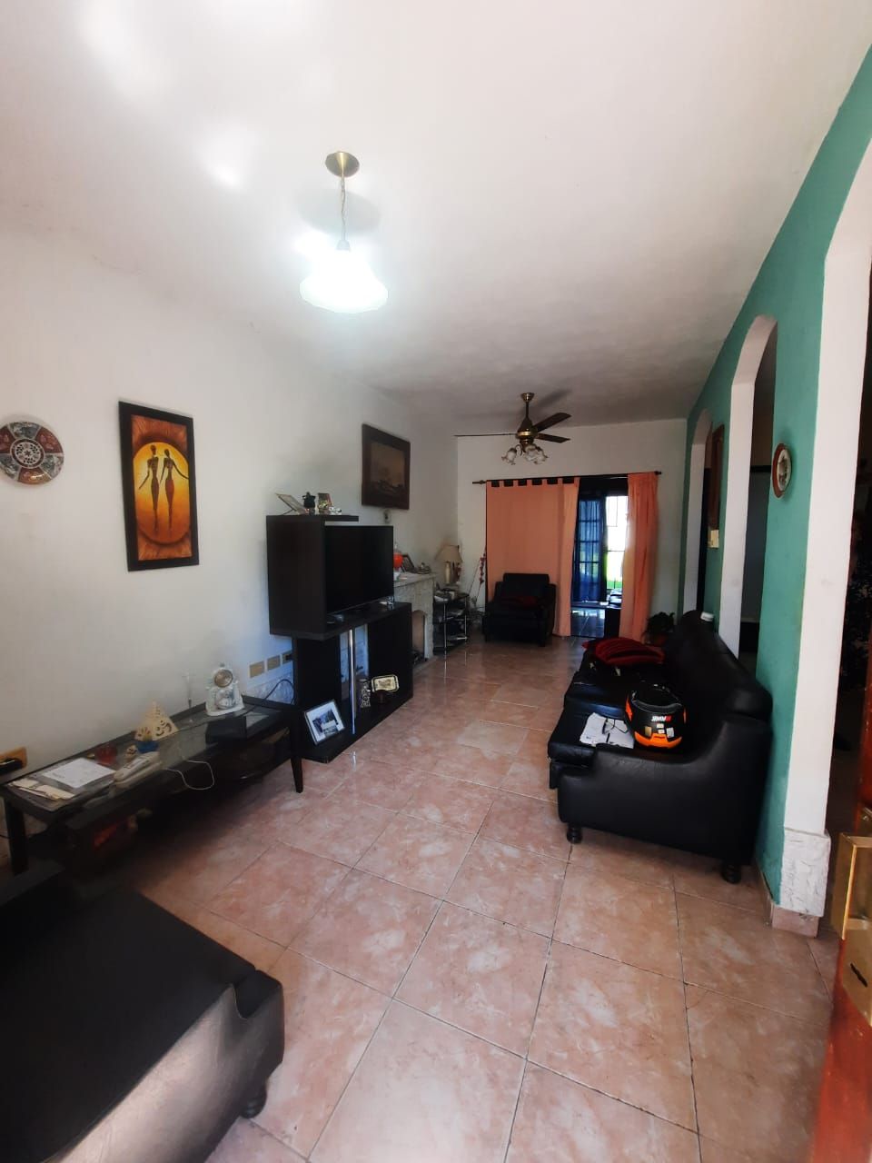 Imagen de la propiedad CASA DE DOS PLANTAS A LA VENTA (APTO CREDITO)