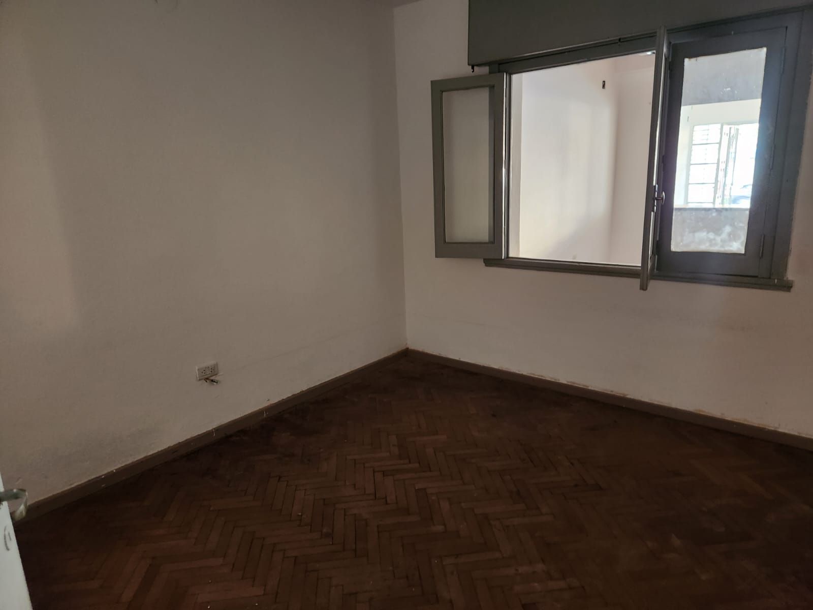 Imagen de la propiedad CASA EN VENTA 3 DORMITORIOS
