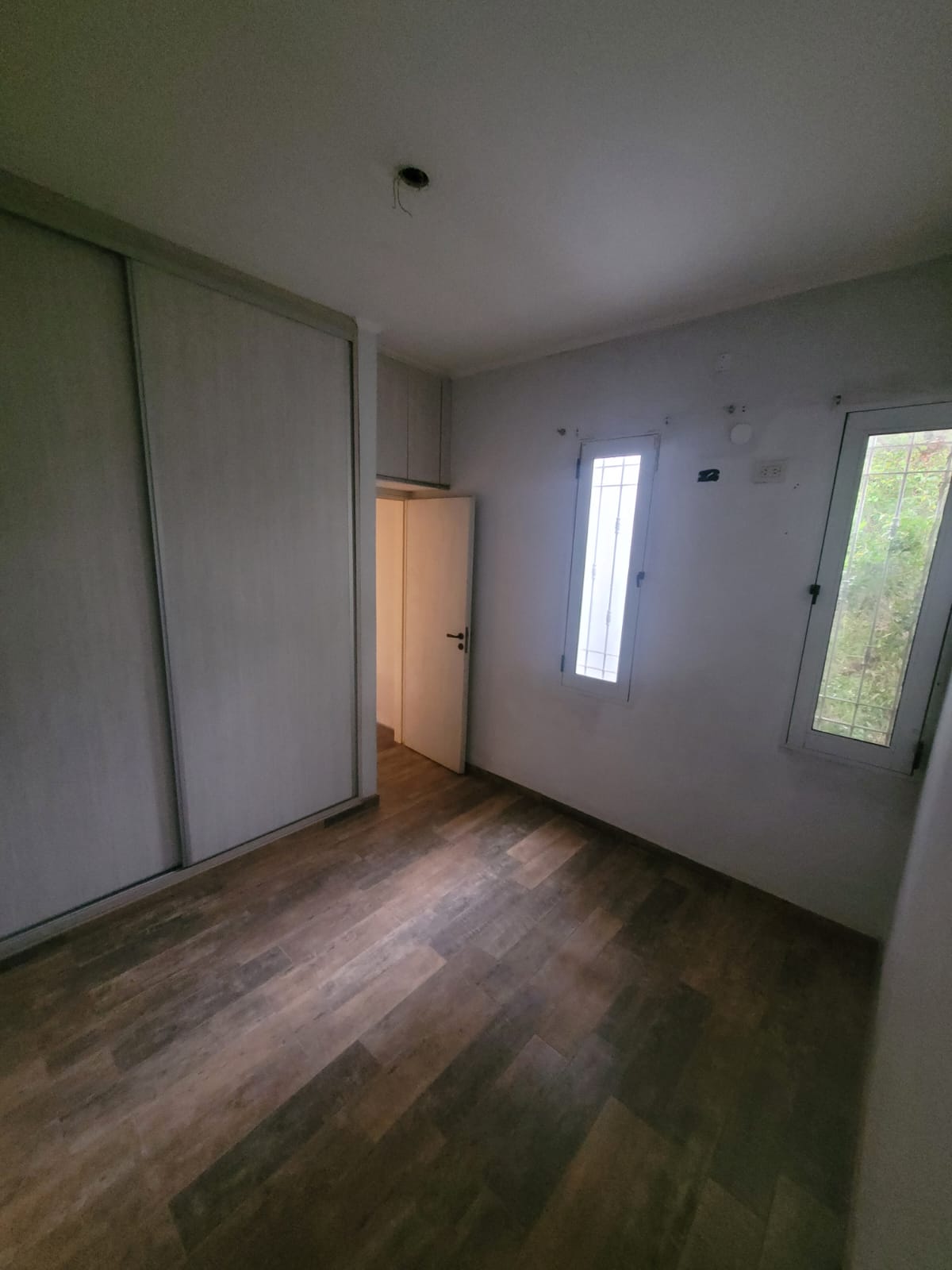 Imagen de la propiedad CASA EN VENTA (APTA CREDITO)