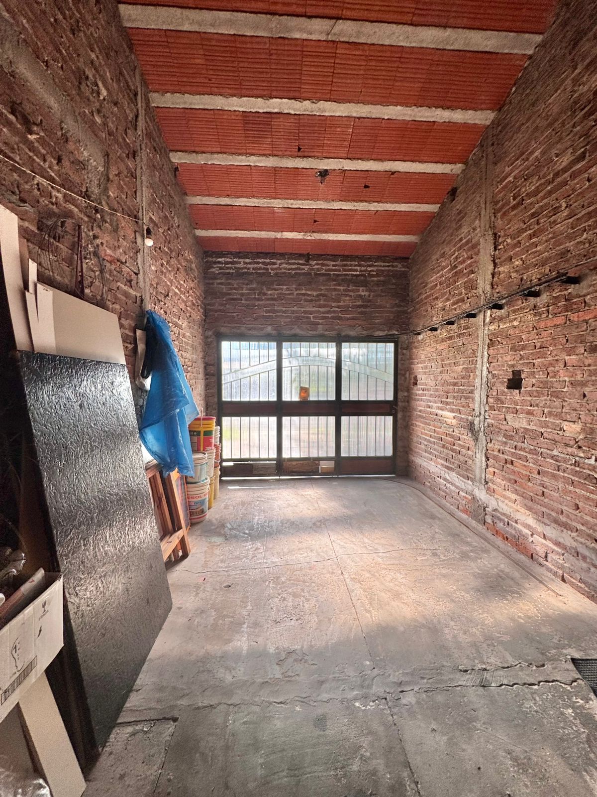 Imagen de la propiedad CASA EN VENTA – AMBIENTES AMPLIOS | APTA CRÉDITO