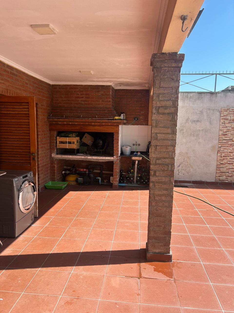 Imagen de la propiedad CASA EN VENTA (APTA CREDITO)