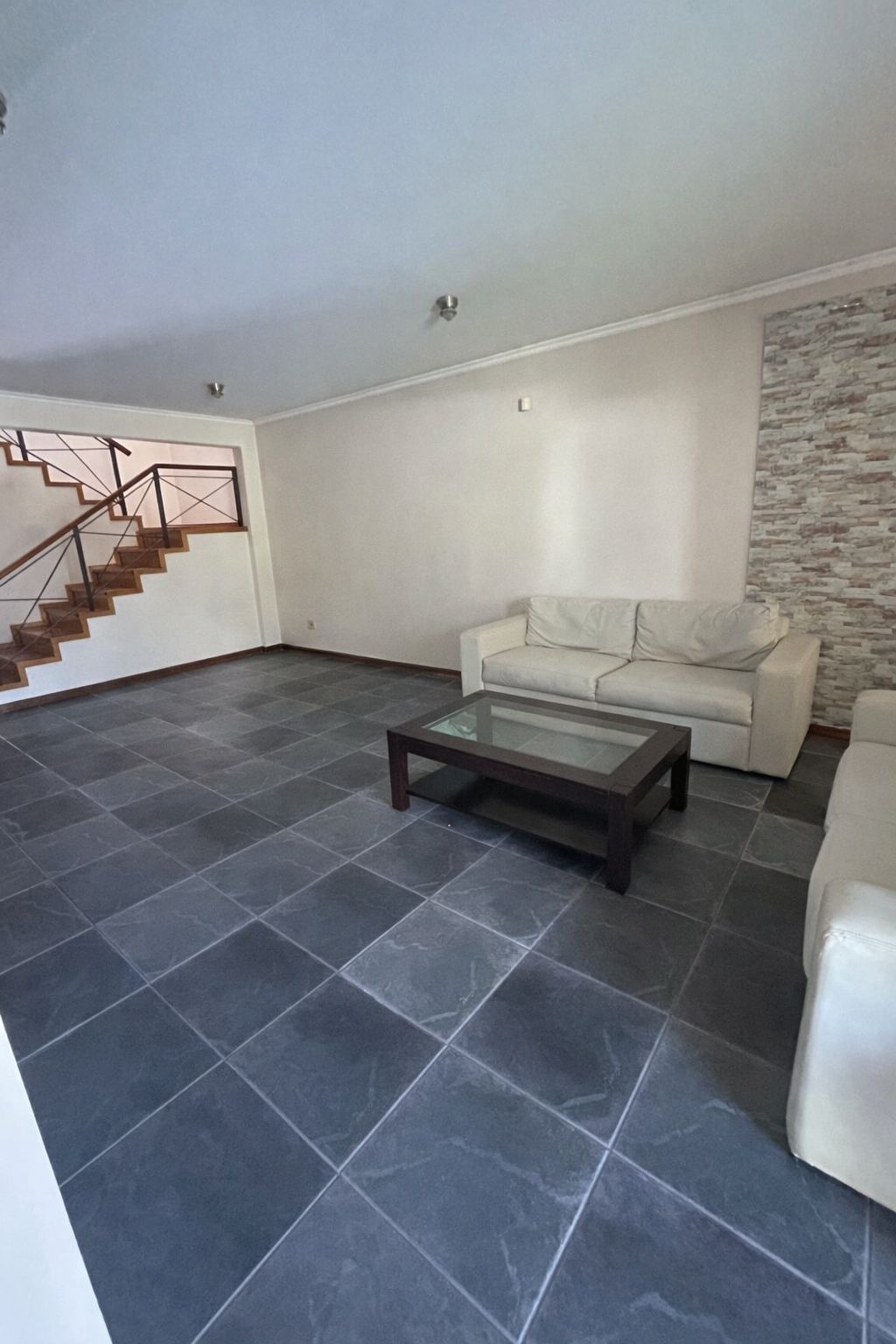 Imagen de la propiedad CASA EN VENTA (APTA CREDITO)