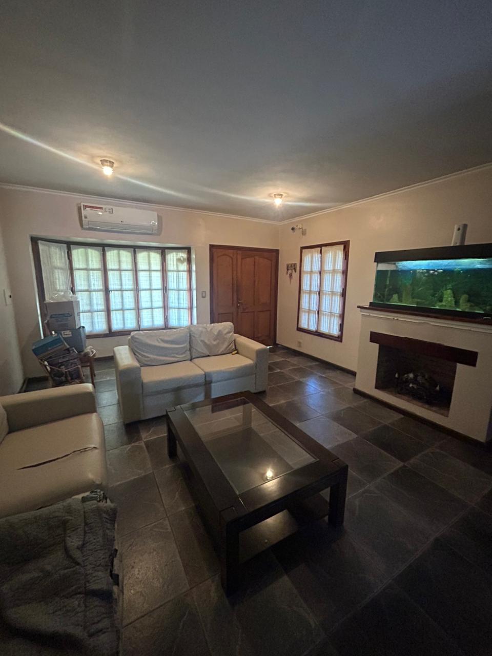 Imagen de la propiedad CASA EN VENTA (APTA CREDITO)