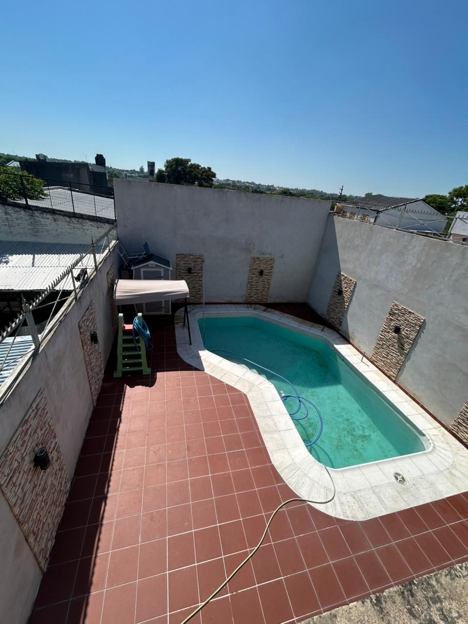 Imagen de la propiedad CASA EN VENTA (APTA CREDITO)