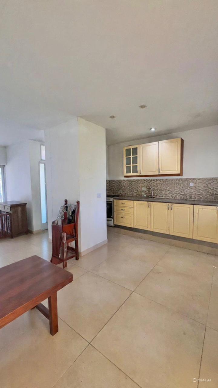 Imagen de la propiedad  CASA ESTILO MINIMALISTA SOBRE RUTA 12 EN VENTA