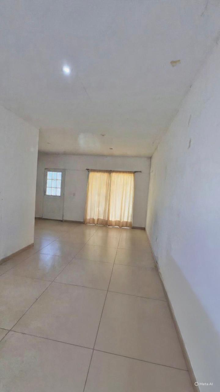 Imagen de la propiedad  CASA ESTILO MINIMALISTA SOBRE RUTA 12 EN VENTA