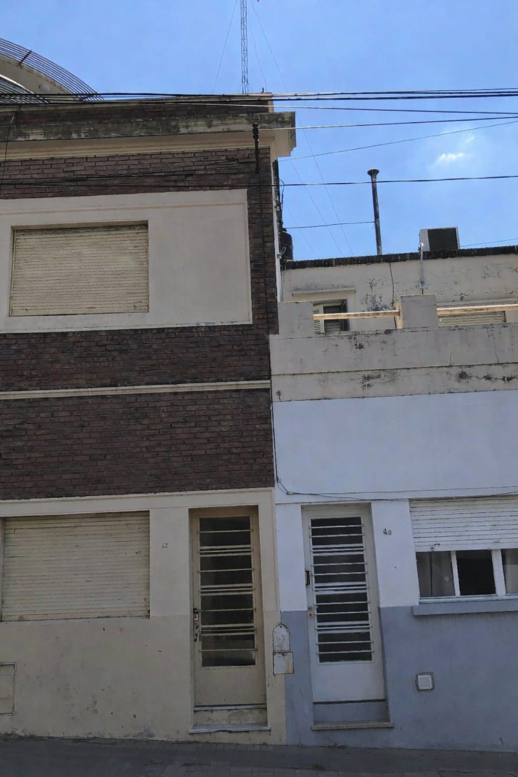 Imagen de la propiedad SE VENDE CASA EN MICROCENTRO (APTA CREDITO)