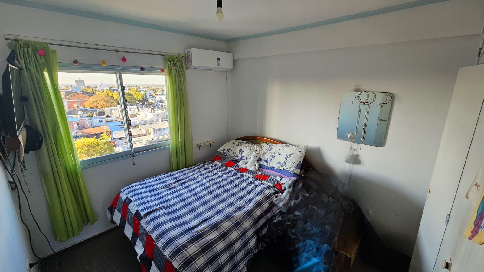 Imagen de la propiedad DEPARTAMENTO EN VENTA DE DOS DORMITORIOS CON COCHERA (APTA CREDITO)