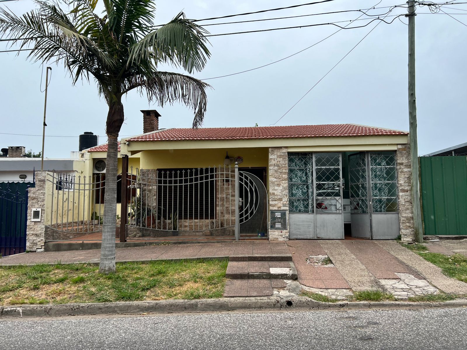 Imagen de la propiedad VENTA DE CASA – BARRIO PARQUE | PARANÁ (APTA CREDITO)