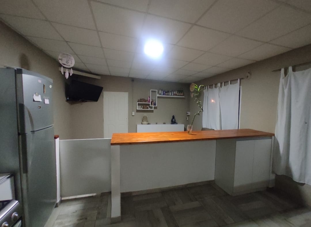 Imagen de la propiedad CASA EN VENTA - SAUCE MONTRULL 