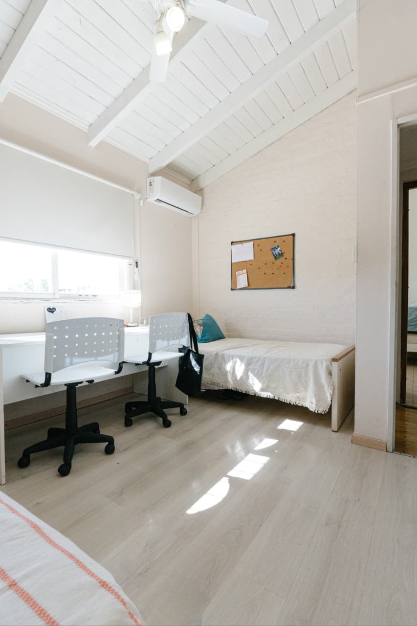 Imagen de la propiedad VENTA CASA FAMILIAR - APTA CREDITO