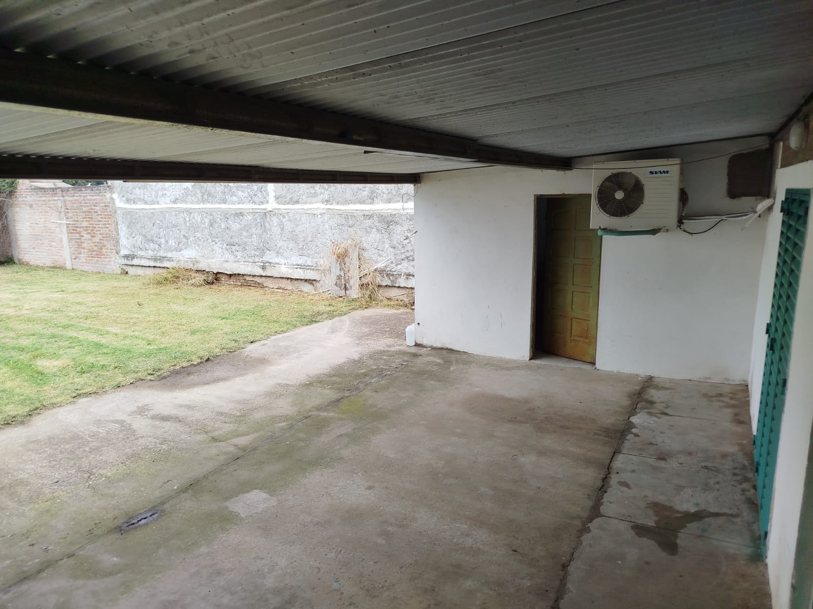 Imagen de la propiedad VENTA DE QUINCHO AMPLIO 