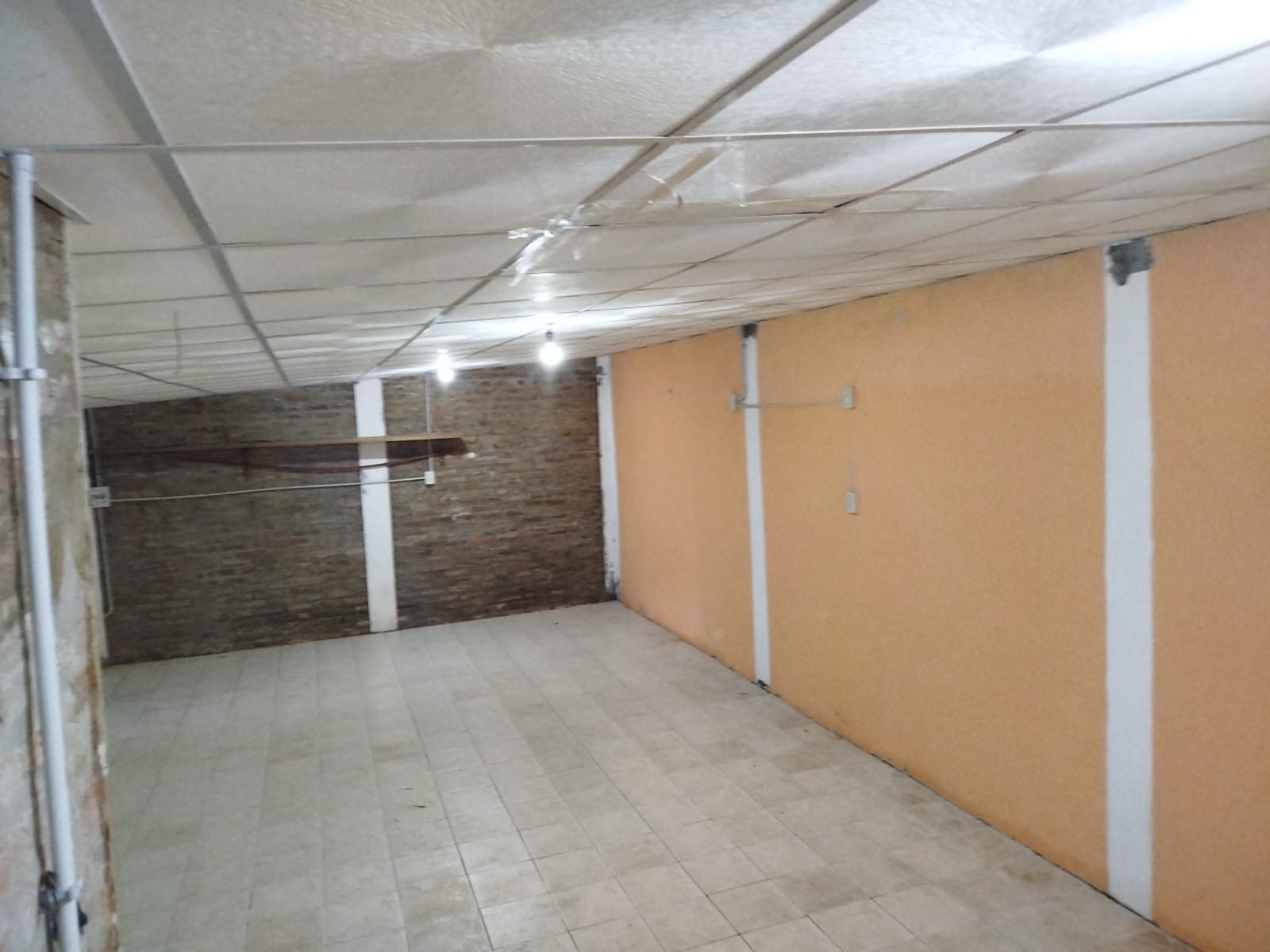 Imagen de la propiedad VENTA DE QUINCHO AMPLIO 