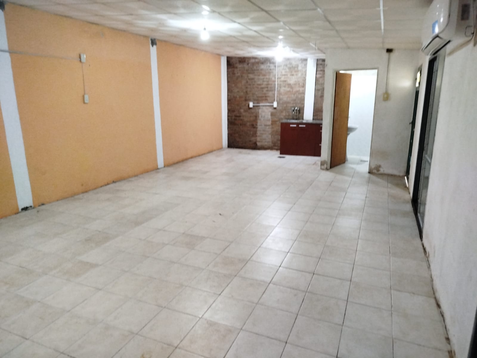 Imagen de la propiedad VENTA DE QUINCHO AMPLIO 