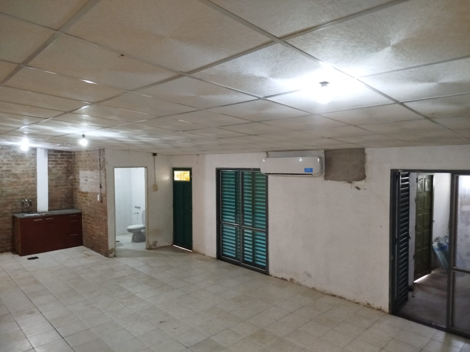 Imagen de la propiedad VENTA DE QUINCHO AMPLIO