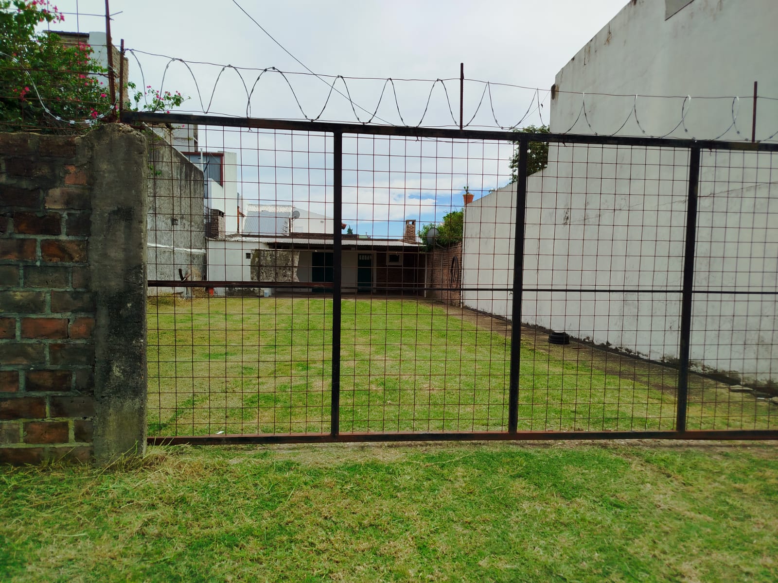 Imagen de la propiedad VENTA DE QUINCHO AMPLIO