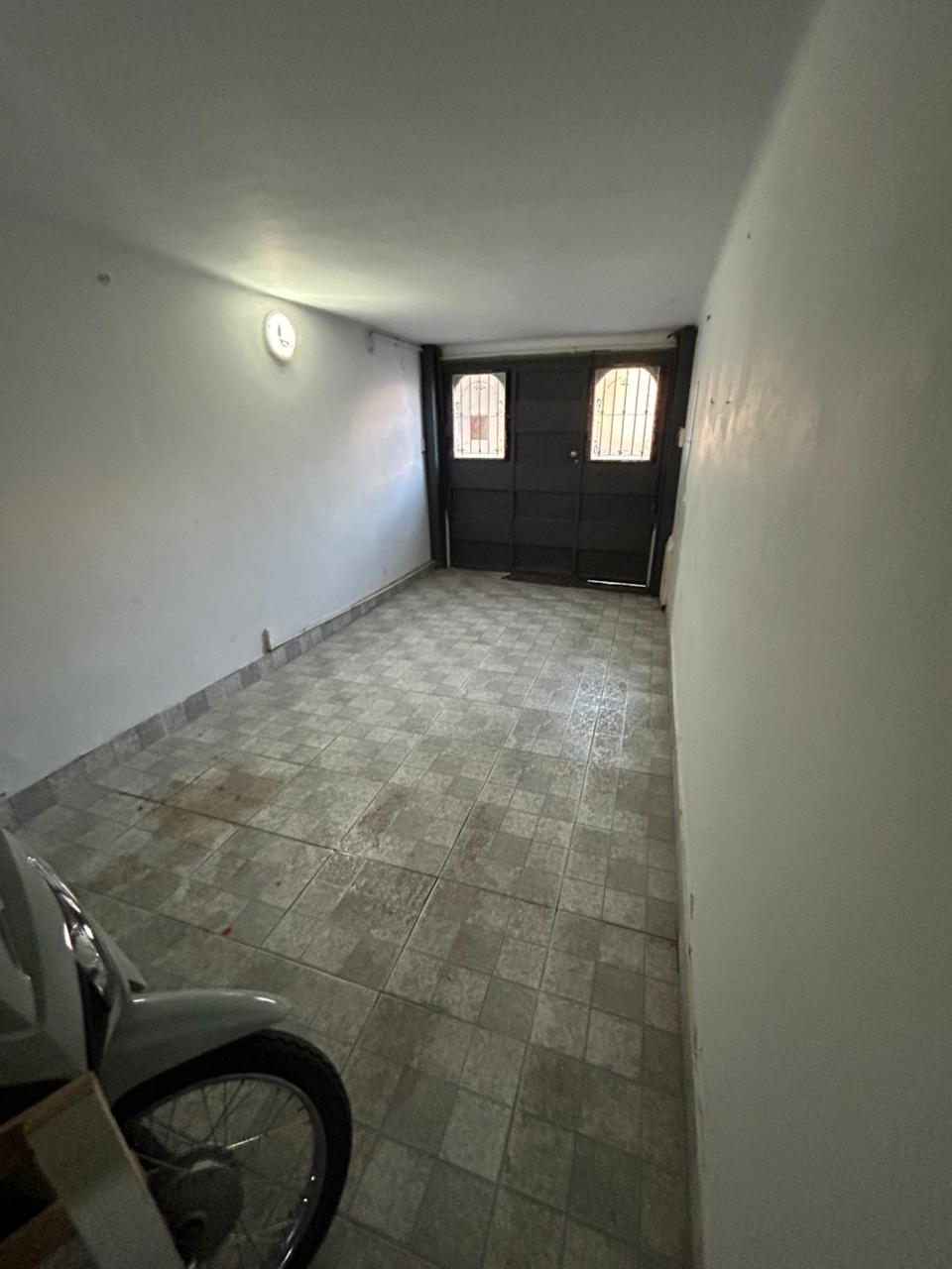 Imagen de la propiedad SE VENDE CASA CHALET – ZONA PARQUE BERDUC (APTA CREDITO)