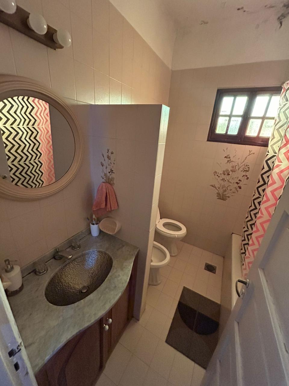 Imagen de la propiedad SE VENDE CASA CHALET – ZONA PARQUE BERDUC (APTA CREDITO)