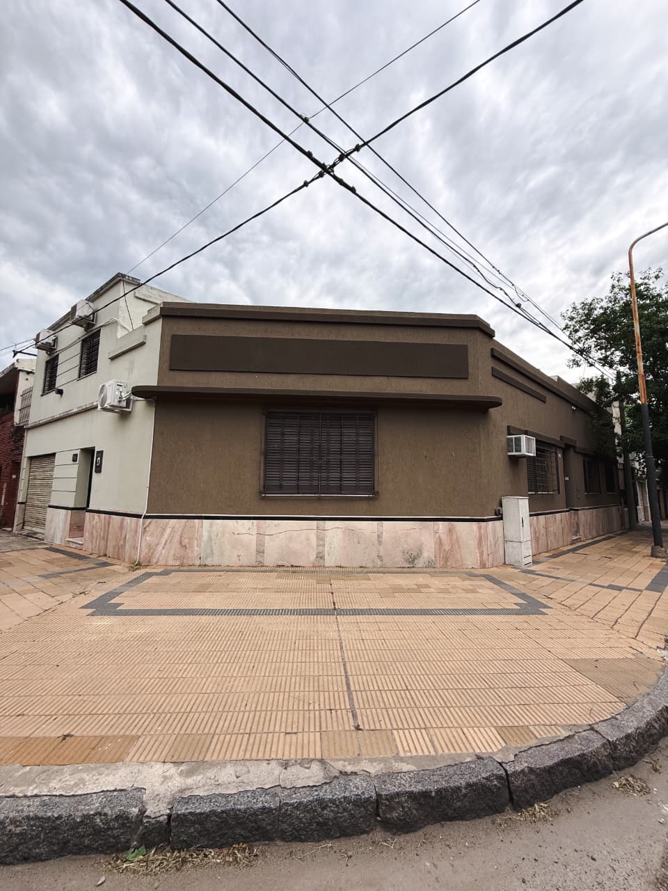 Imagen de la propiedad VENTA | CASA + ESTUDIO PROFESIONAL