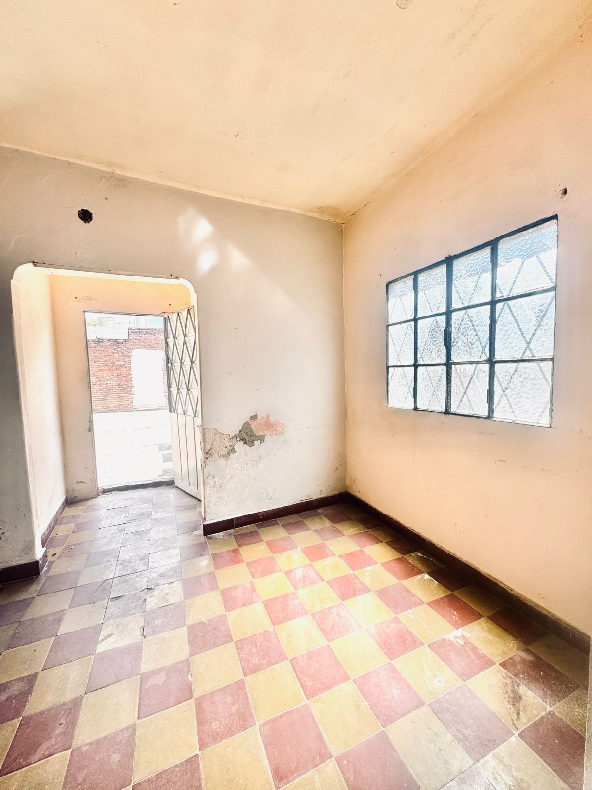 Imagen de la propiedad Casa en Venta a Remodelar – Zona Ramírez y Pasteur