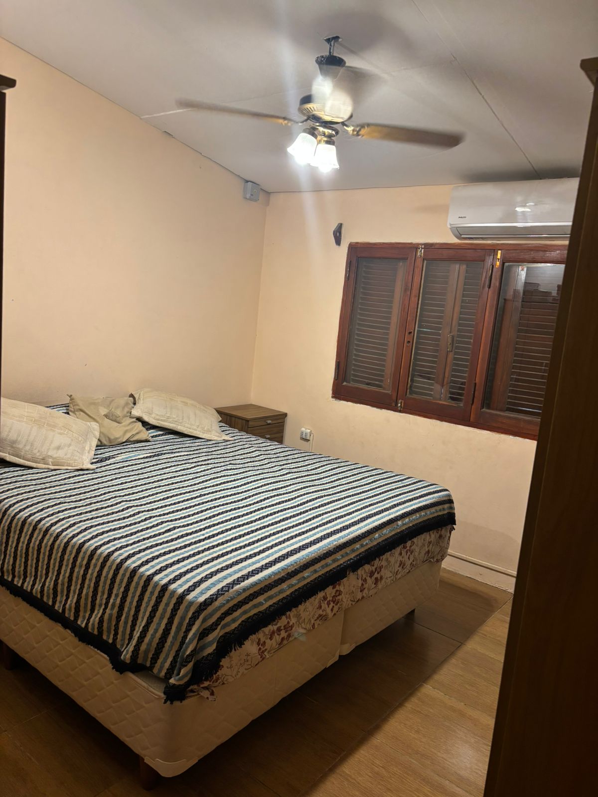 Imagen de la propiedad CASA EN VENTA (APTA CREDITO)