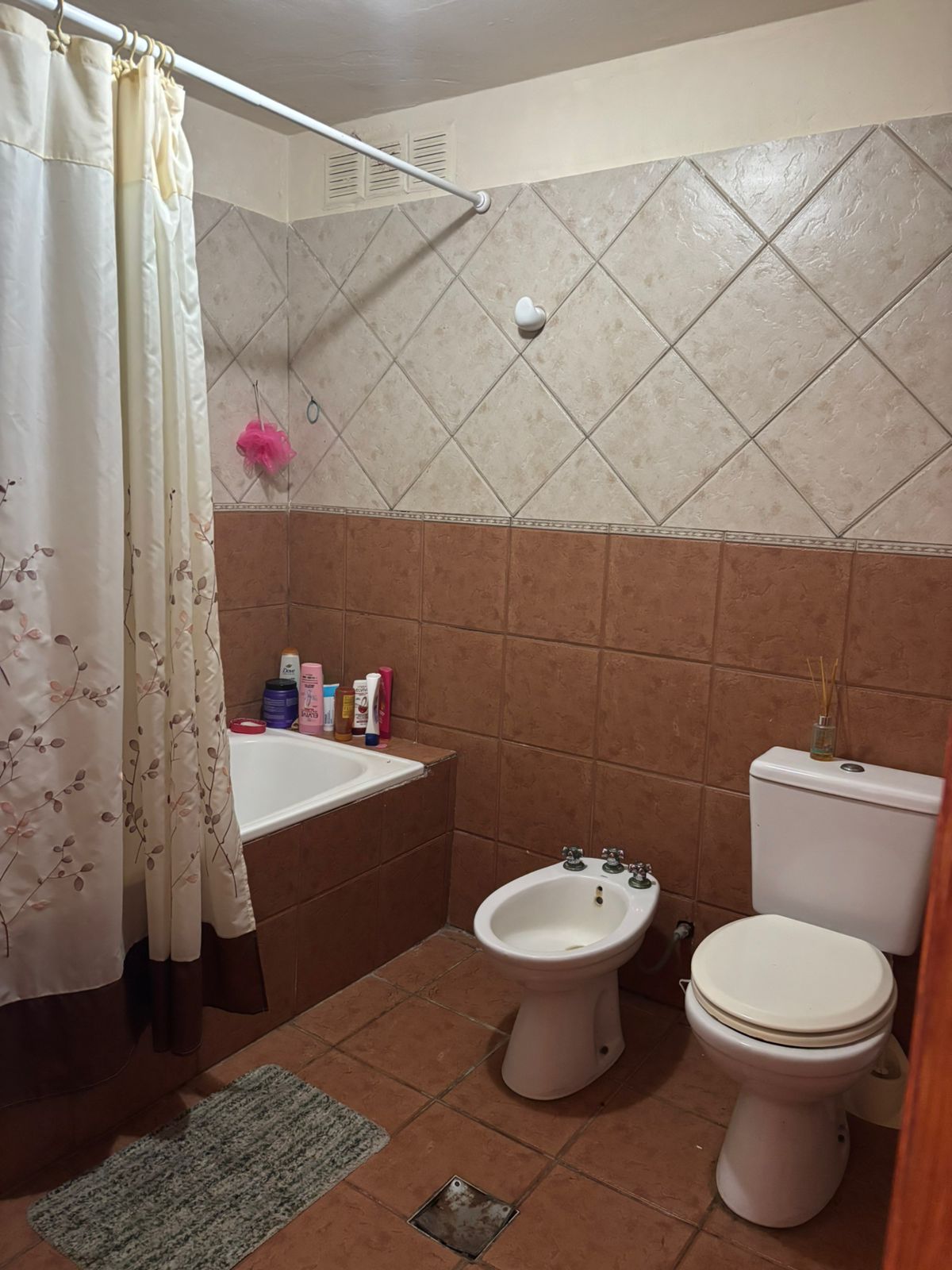 Imagen de la propiedad CASA EN VENTA - APTA CREDITO