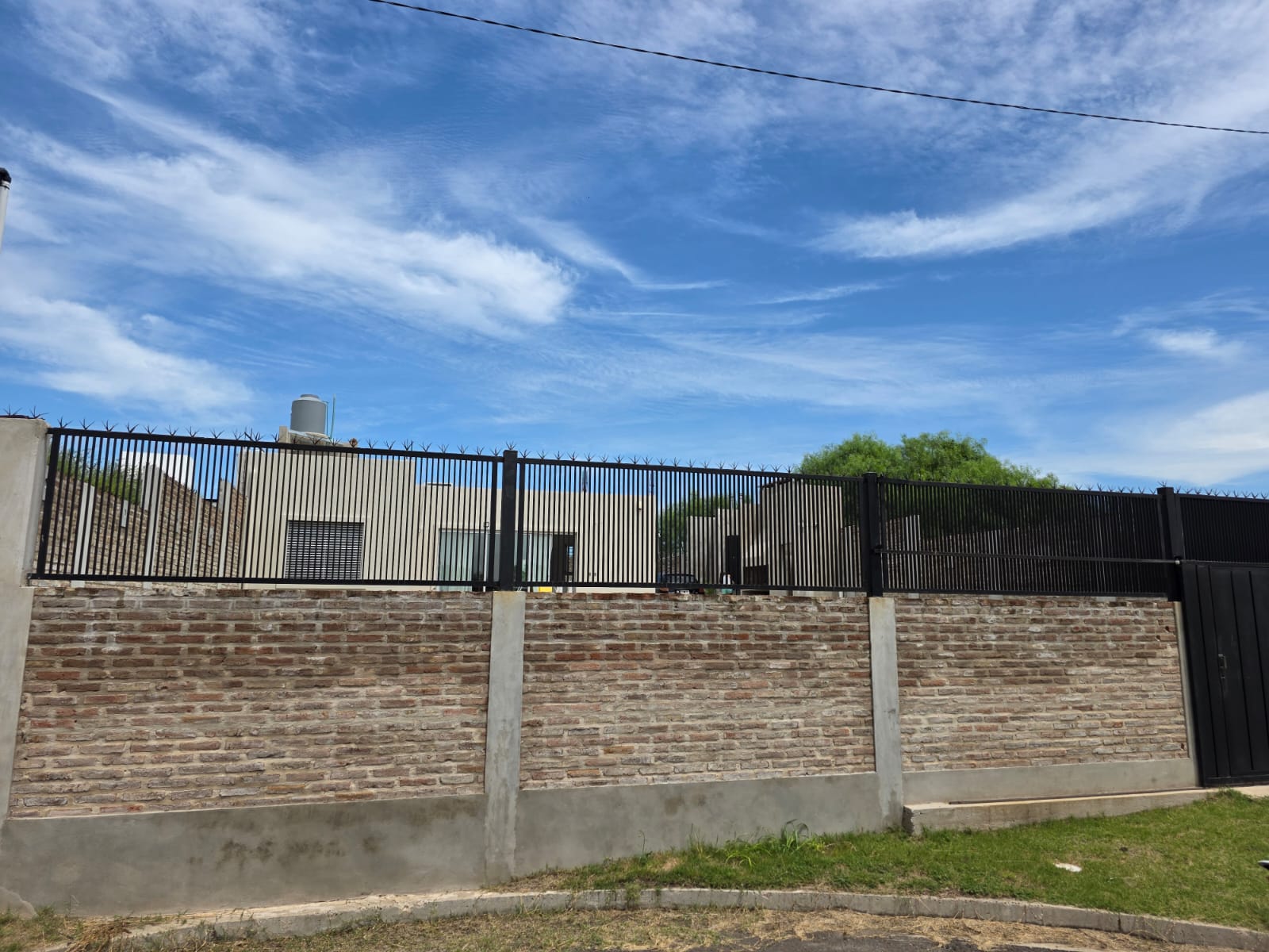 Imagen de la propiedad CASA EN VENTA 