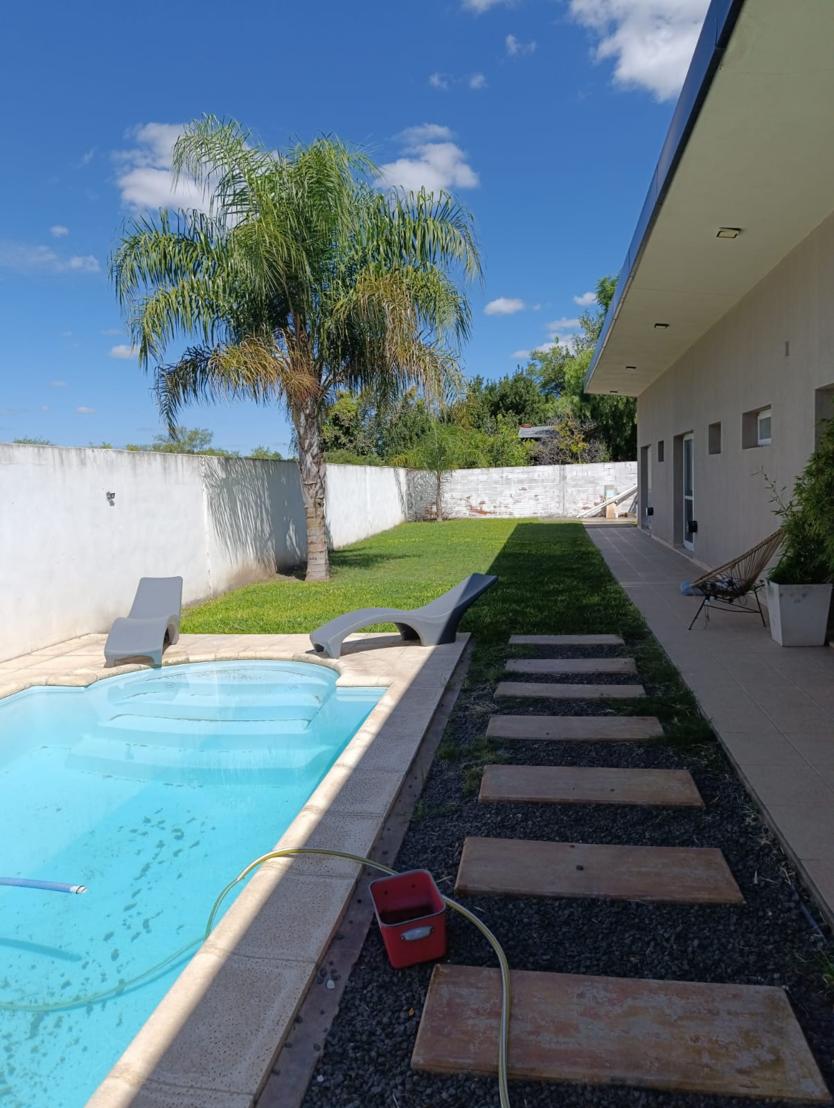 Imagen de la propiedad CASA EN VENTA - ZONA TOMA NUEVA