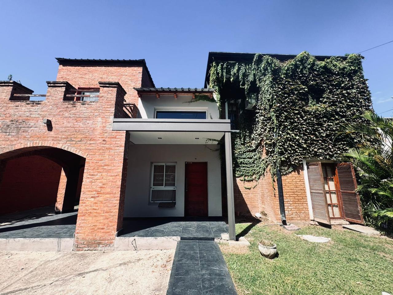 Imagen de la propiedad Casa en venta – Zona Seminario | Paraná
