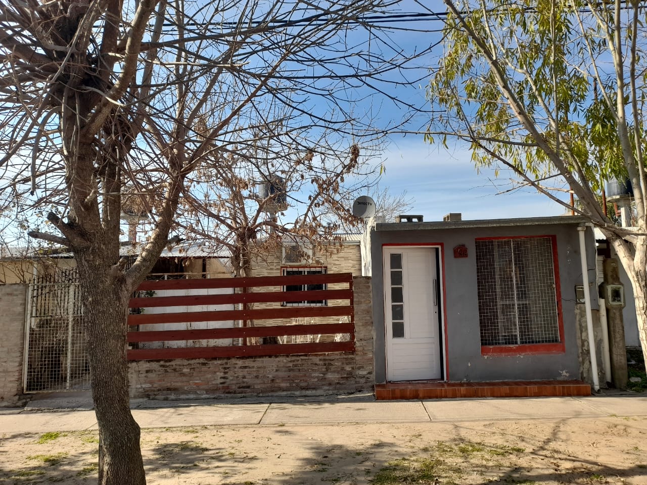 Imagen de la propiedad CASA EN VENTA — COLONIA AVELLANEDA