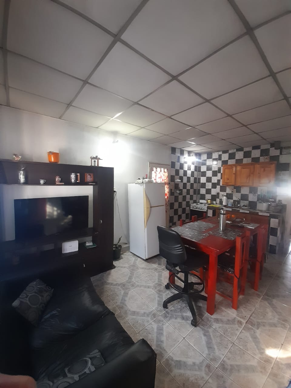 Imagen de la propiedad CASA EN VENTA — COLONIA AVELLANEDA