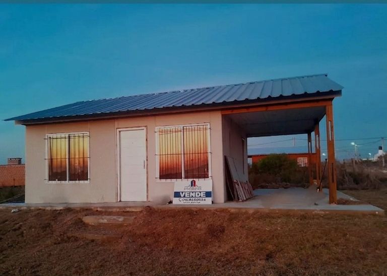 Imagen de la propiedad CASA A ESTRENAR EN VENTA | LOMA HERMOSA, ALDEA BRASILERA